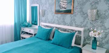 Номер с кроватью размера «king-size» и видом на море в Отеле Шаланда